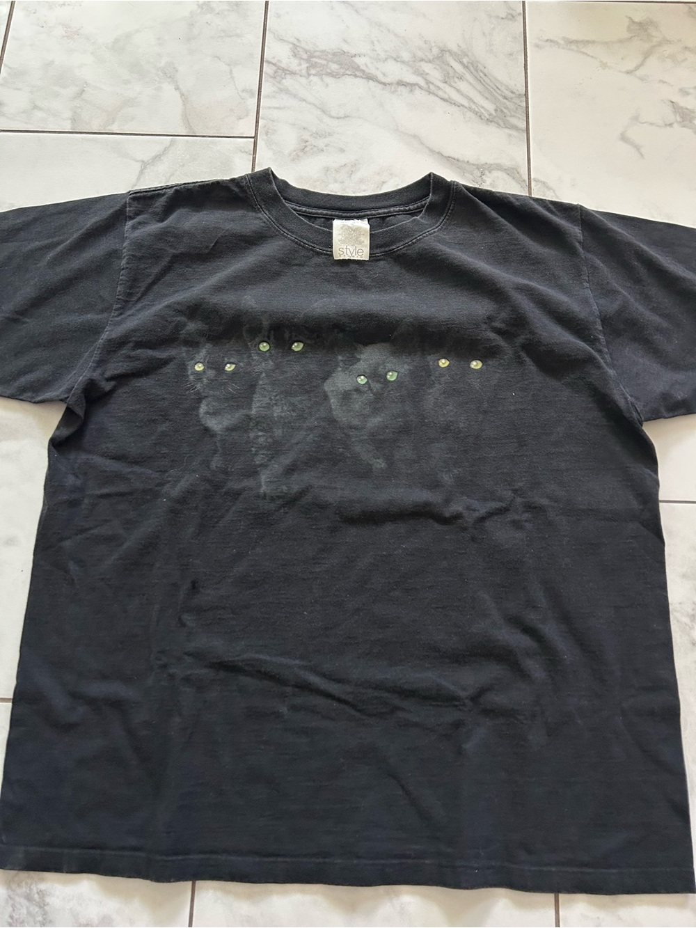 Vintage 90’s 4 Black Cats Glowing Eyes Graphic T Shirt